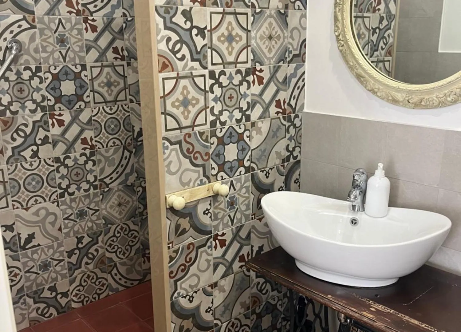 B&B Chimera Bari 0*,  Italien