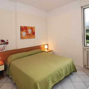 https://residence-green-village.it-lombardy.com